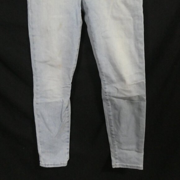 LUCKY BRAND - Ava Skinny | 4/27 ankle | Light Blue Skinny Button Fly Jeans - Picture 7 of 16